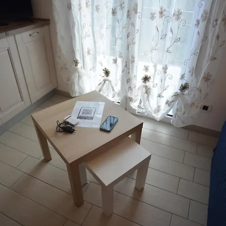 Casa Smeraldo بيت للعطل كوغوليتو