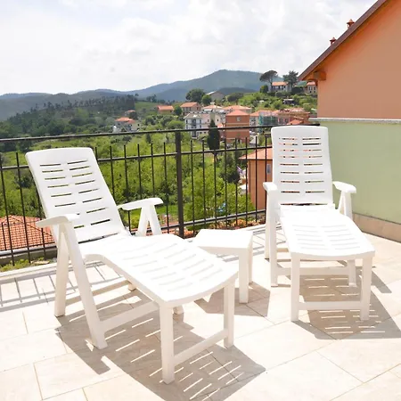 Casa Smeraldo Ferienhaus *